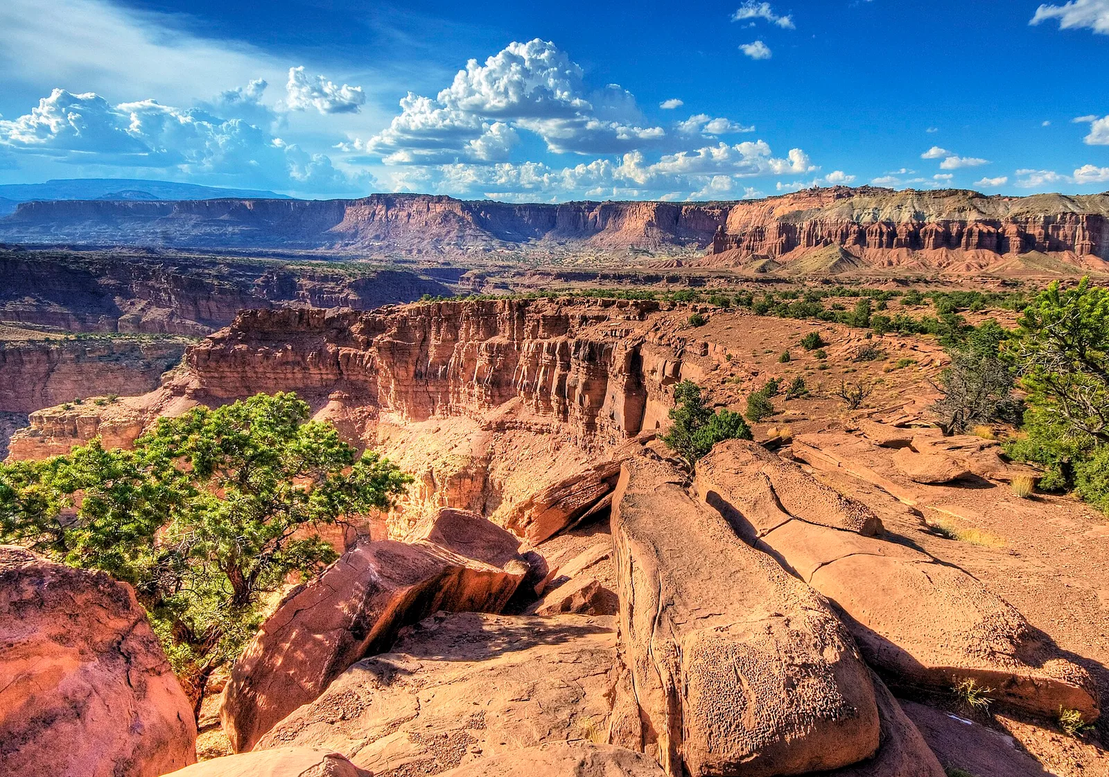 Cliffs in Capitol Reef National Park, Utah
