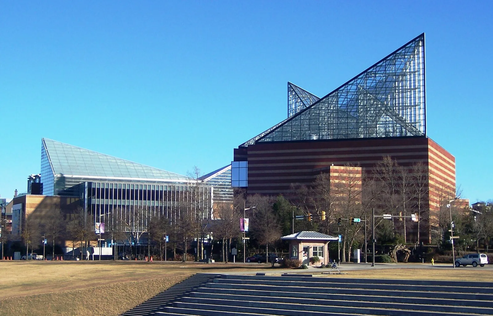 The Tennessee Aquarium on Chattanooga’s riverfront