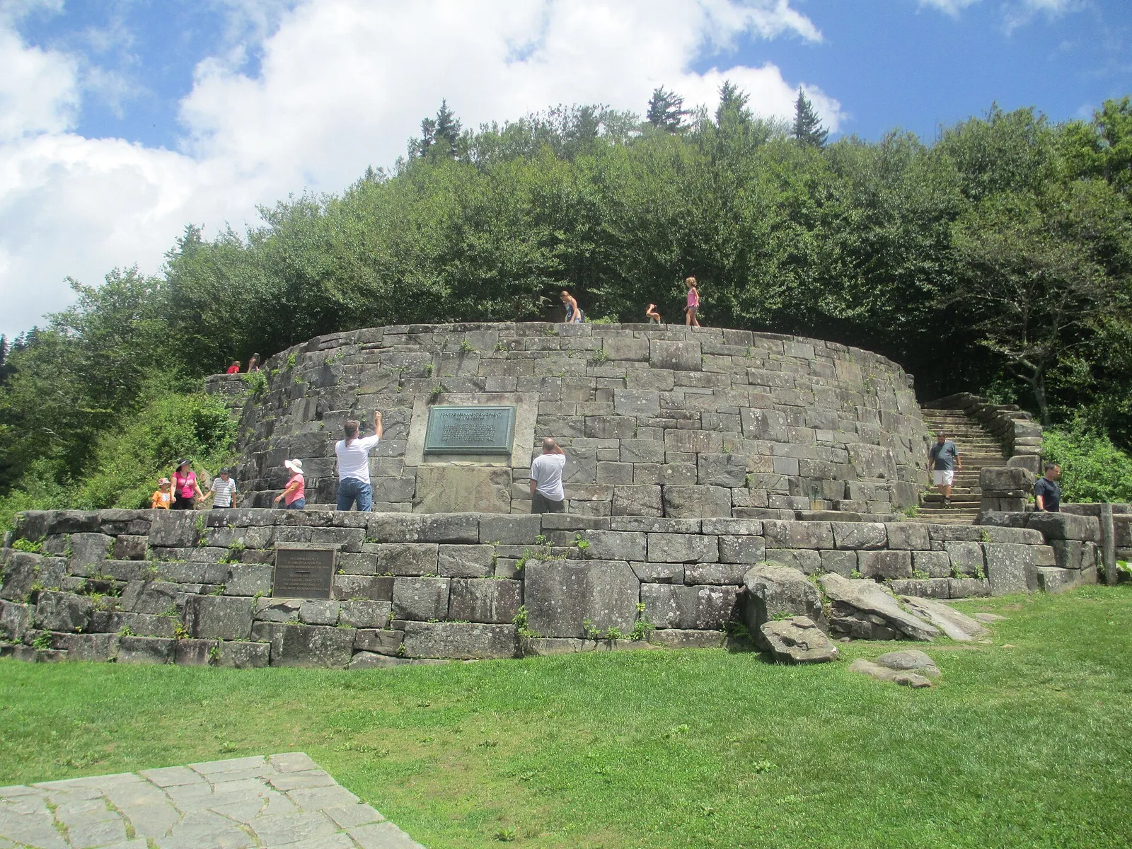 The Rockefeller Memorial at Newfound Gap