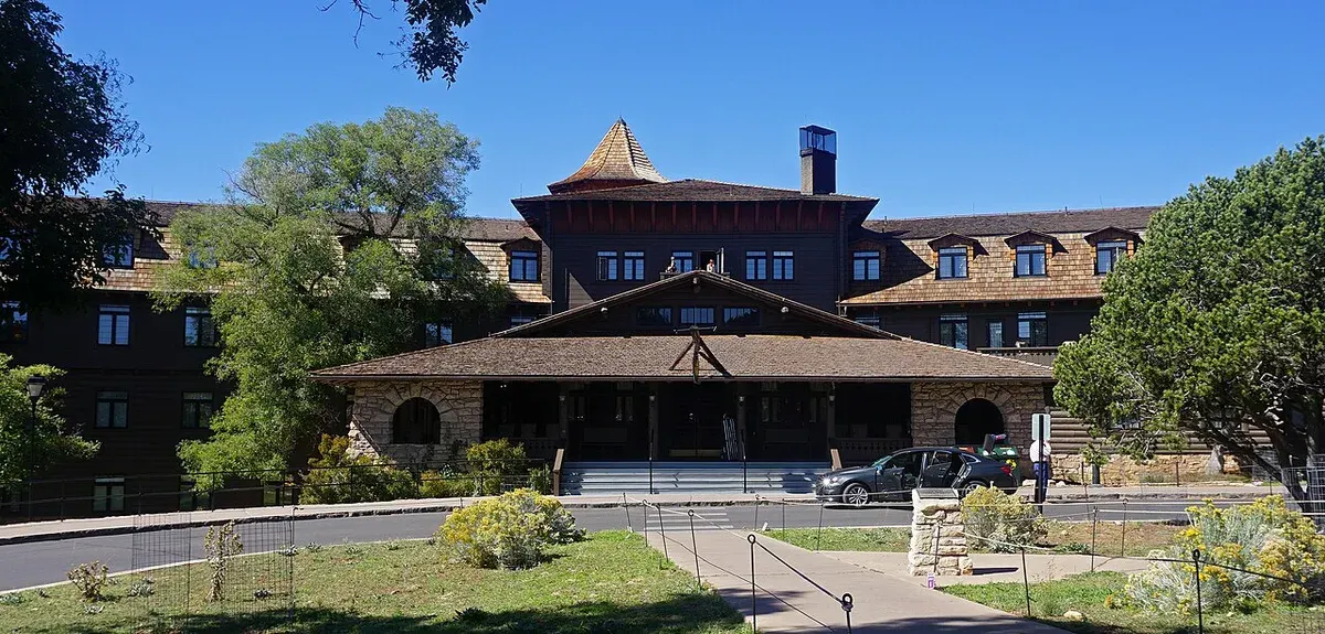 Exterior at El Tovar Hotel in South Rim / Grand Canyon Village