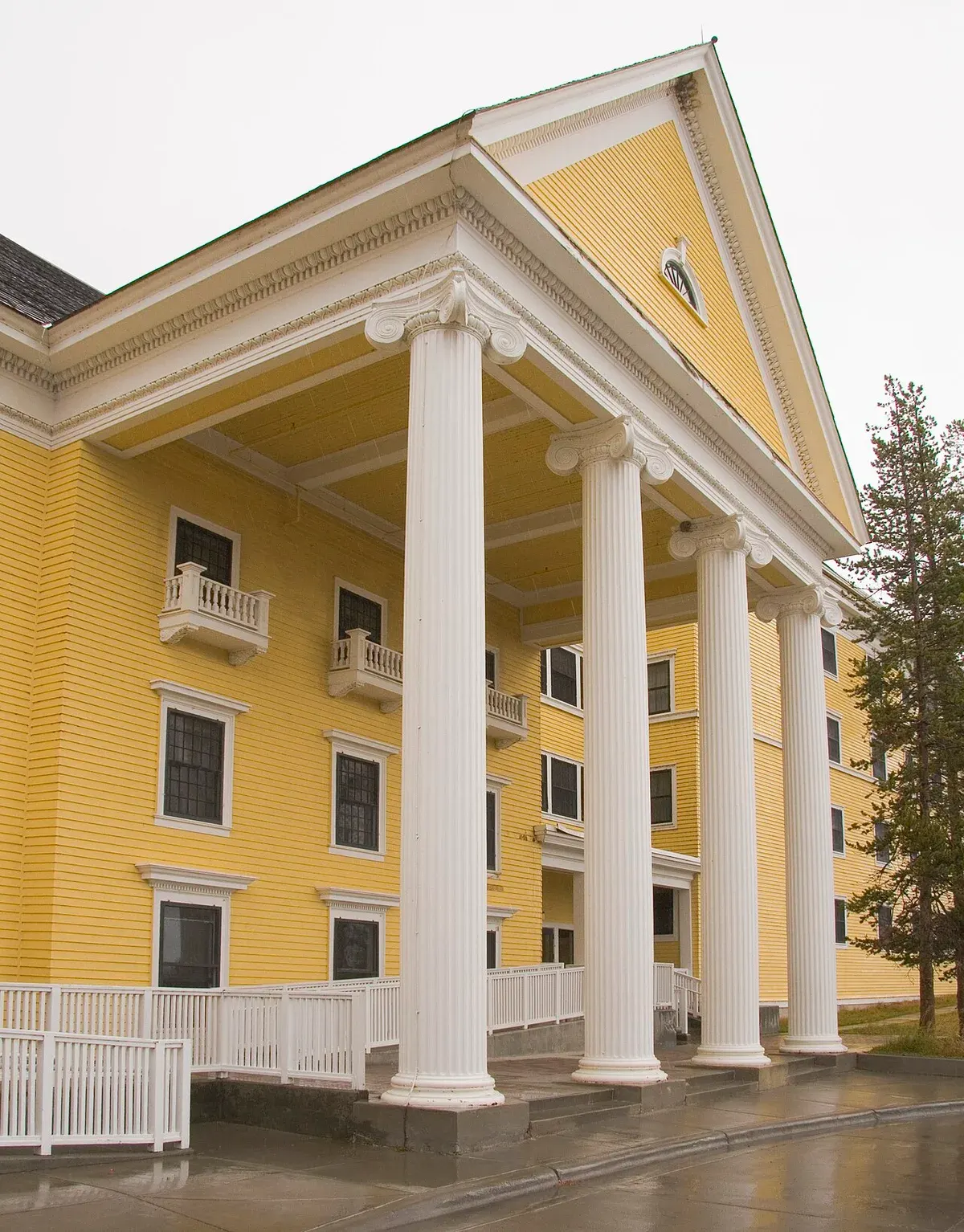 Hotel exterior at Lake Yellowstone Hotel & Cabins in Lake Village, Yellowstone
